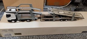 ELIGOR RENAULT PREMIUM CAR TRANSPORTER, 1:43, NEW - Picture 1 of 9
