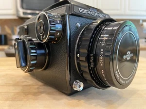 Bronica EC-TL Black with  Nikkor-p 75mm f2.8 lens--Mint - Picture 1 of 19