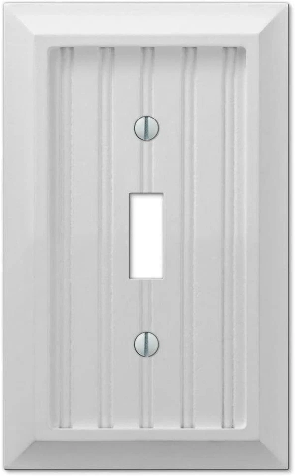 汉普顿湾装饰 1 切换墙板小屋白色复合木材 #279TWNB — 第 1/1 张图片