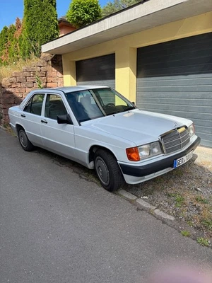 Mercedes 190E  Oldtimer Bj.92 - Bild 1 von 4