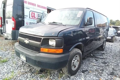 雪佛兰 Express 2500 Van 自动变速器 原始设备制造商 117K 英里 (LKQ ~ 435518785) — 第 1/4 张图片