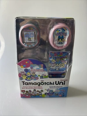 RARO EN CAJA Tamagotchi Uni Angel Festival Versión en Inglés Foto 1 de 4