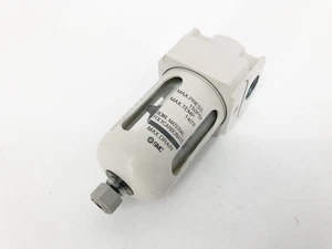 New SMC AF20-N02-CZ-A Air Filter 1/4" NPT 150psi - No Box - Picture 1 of 7