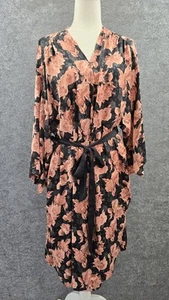 Torrid Satin Robe Womens 1/2 Rose Tattoo Print Pockets Tie Close Black Midi NWT - Picture 1 of 16