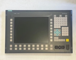 Siemens 6FC5203-0AF02-0AA0 Sinumerik Operator Panelfront 12.1"TFT Ver G - Picture 1 of 3