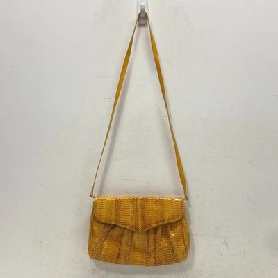 Bolso de hombro de cuero J. Renee Foto 1 de 4