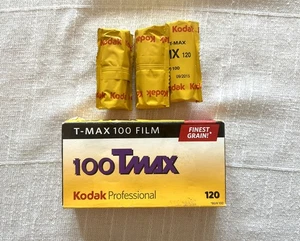8x Rolls Kodak T-Max 100 -Black & White Film- 120 - Exp 09/2015 Freezer Stored - Picture 1 of 2