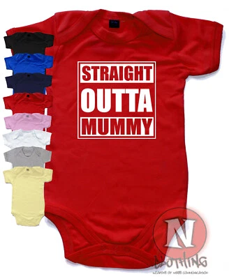 NAUGHTEES CLOTHING Straight Outta Mama/Mama Babygrow Babyanzug Babygro tolle Geschenkweste