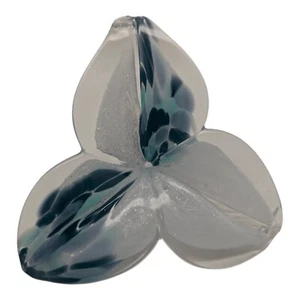 Art Glass Blue White Sparkle Flower 3 Petals - Picture 1 of 7
