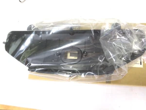 OEM Suzuki Burgman 650 AN650 speedometer LOWER CASE 34111-10G00 - Picture 1 of 7