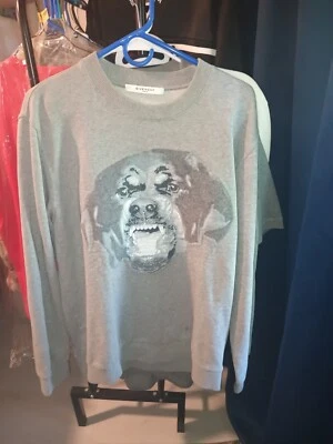Sudadera gris Givenchy Rottweiler Foto 1 de 3