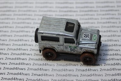 PAQUETE Hot Wheels tirar Land Rover Defender 90 ZAMAC suelto Foto 1 de 4