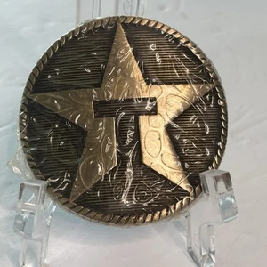 NOS 1980s ~ TEXACO ~ Star Logo Oilfield Solid Brass Belt Buckle - Picture 1 of 8