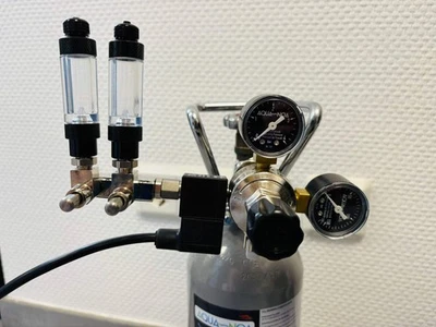 CO2 Druckminderer Profi Mehrweg MVR Twin Blasenzähler Verteiler (1122) - Bild 1 von 2