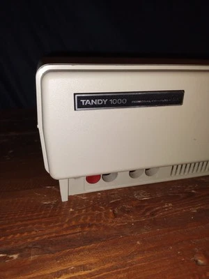 Tandy 1000 SX SOLO TAPA SUPERIOR Y TRASERA ORIGINAL Vintage  Foto 1 de 4