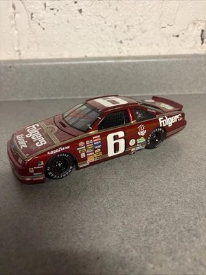 Folgers firmado por Mark Martin #6 calibre 1/24 equipo Foto 1 de 4