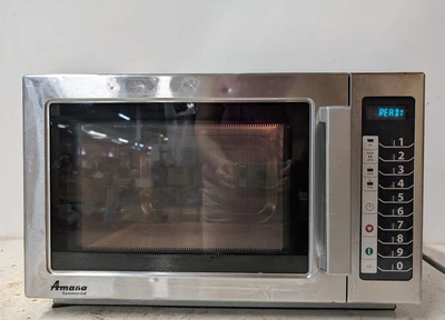 Amana RCS10TS Medium Volume Commercial Touchpad Microwave, 1000W, 1.2 cu/ft - Image 1 of 4