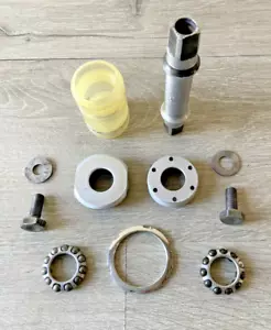 CAMPAGNOLO RECORD BOTTOM BRACKET 70-109 MM ITA THREADED - Picture 1 of 4
