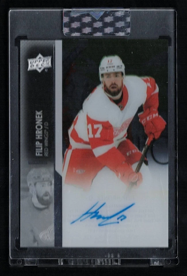 2021-22 Upper Deck Clear Cut Autograph #CC-FH Filip Hronek - Image 1 of 1