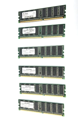 Infineon HYS64D32300GU-6-B (6x 256MB)  DDR-333 (PC-2700)  Random Access Memory - Image 1 of 3