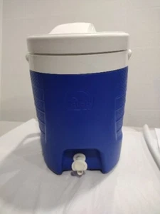 USA Igloo 2 Gallon Elite Push Spout Drink Sports Water Cooler Jug Blue White - Picture 1 of 10