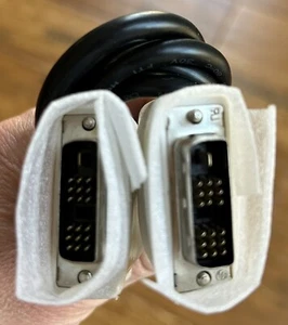 HP Male to Male 5.5 Ft 18 Pin M - M DVI - D Black Cable BRAND NEW - Picture 1 of 2