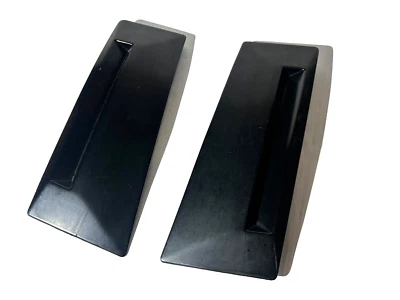 MITSUBISHI STARION CHRYSLER CONQUEST 1983-1989 OEM VENTILACIONES LATERALES NEGRAS Foto 1 de 4