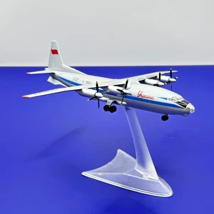 Antonov An-10 Aeroflot “Ukraine” Prototype 1957 | Reg: Y-1957 | 1:200 Scale - Picture 1 of 12