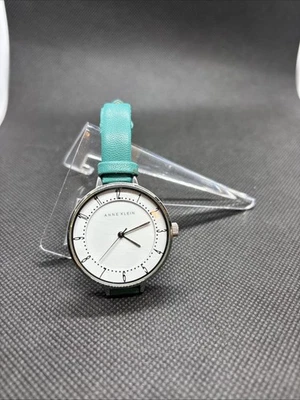 ***Anne Klein 手表*** 女士 turqoise 表带和银色。 不工作 — 第 1/4 张图片