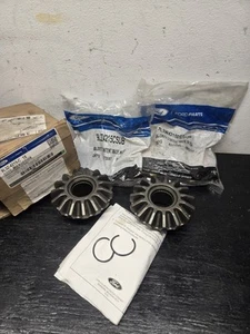 Genuine Ford 9l3z-4215-c Pinion Kit - Picture 1 of 2