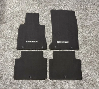 Tapete HYUNDAI ‘Genesis’ marrom chocolate conjunto de tapete fabricante de equipamento original - (2014-2016) - Imagem 1 de 4