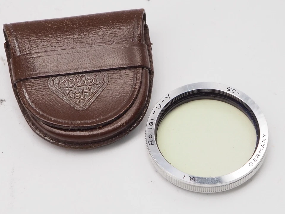 Rollei F&H Bay 1 UV filter R1 fits Bay I Rolleicord, Rolleiflex T camera - Image 1 of 4