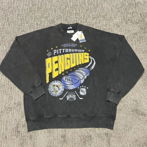NWT Vintage Hockey Pittsburgh Penguins Mens Crewneck Sweater Size L Abercrombie Cover