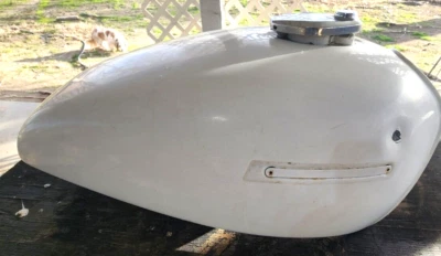 1976 - 1978 Kawasaki KZ900  KZ1000 OEM Gas Tank - Image 1 of 4