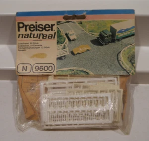 Preiser natureal N 1 : 160 9600 Leitpfosten Leitplanken Fahrbahnmakierung OVP - Picture 1 of 2