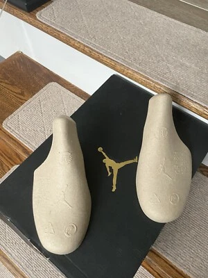 Talla 13 - Air Jordan 1 Retro SE Mid Winterized Foto 1 de 4