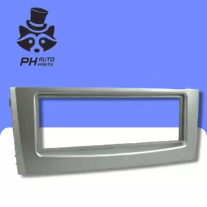 Fiat Grande Punto 2006-2010 radio Fascia for Single DIN Radio SILVER - Picture 1 of 1