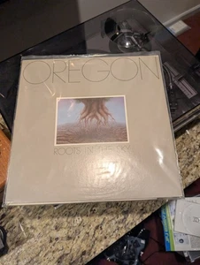 Oregon – Roots In The Sky – 1979 - Elektra 6E-224 Vinyl LP - Imagen 1 de 1