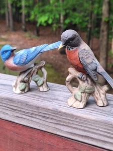 Set Of 2 Lefton Porcelain Bird Figurines Japan KW 1251 Bluebird And Robin Gift - Picture 1 of 9