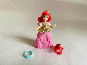 DISNEY PRINCESS (Polly Pocket) 3,5" con vestiti in gomma - Ariel - MATTEL - Foto 1 di 4