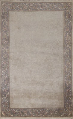 Modern Bordered Nepalese Oriental Wool Rug 5x8 ft Hand-knotted  - Image 1 of 4