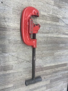 RIGID NO: 2 Heavy Duty Pipe Cutter Tool 1/8 in To 2” NICE CONDITION - Picture 1 of 6