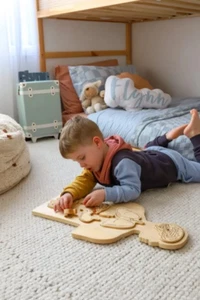 QToys USA Wooden Anatomy Puzzle - Picture 1 of 4