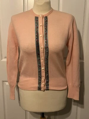 Vintage 1950s 100% Zephyr Wool Fine Spun Mills, N.Y. Pink Embroidered Cardigan S - Image 1 of 4