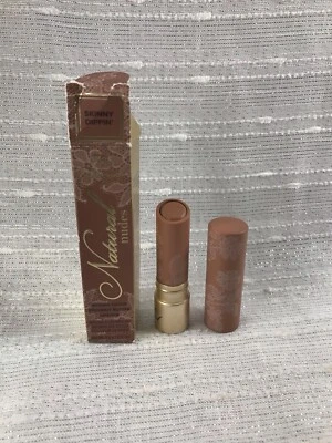 Batom TOO FACED Natural Nudes cor intensa manteiga de coco skinny dippin' novo na caixa - Imagem 1 de 4