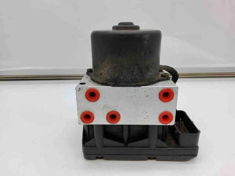 2001-2003 Toyota Tundra ABS Anti Lock Brake Actuator Pump USED - Image 1 of 1