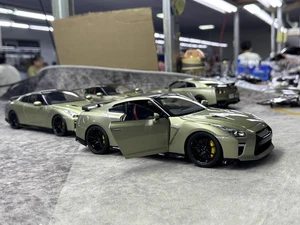 Motorhelix 1/18 Nissan GTR R35 NISMO T-Spec 2022 Diecast Model Car emerald-green - Picture 1 of 10