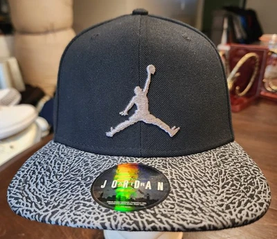 Gorra Air Jordan Cemento Elefante Negra Jumpman Snapback Foto 1 de 4