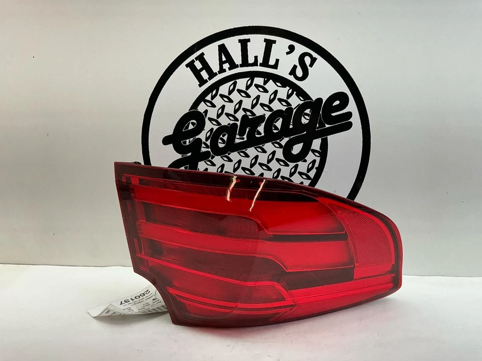 Tail Light Assembly BMW 335I GT Left 14 15 16 qtr pnl mnted Foto 1 de 4