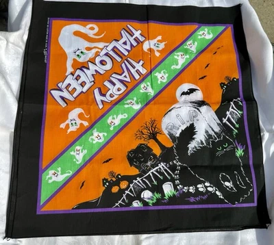 Bandana De Colección Feliz Halloween Espeluznante Lindo Fantasma Gato Negro Cementerio Nuevo de Lote Antiguo Foto 1 de 3